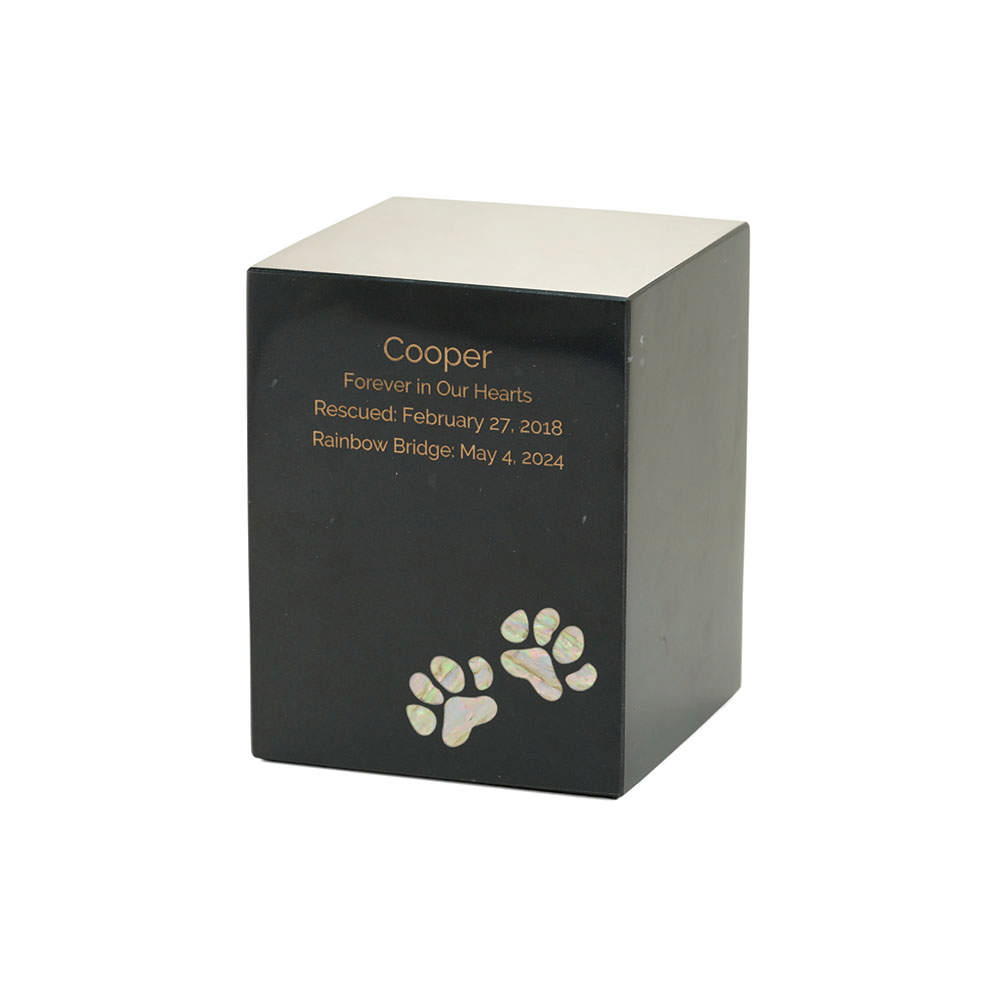 Monumental Memorials Pet Paws Pearl Inlay, Black