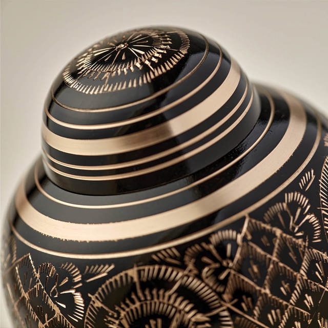 Radiance®, Extra Small Urn