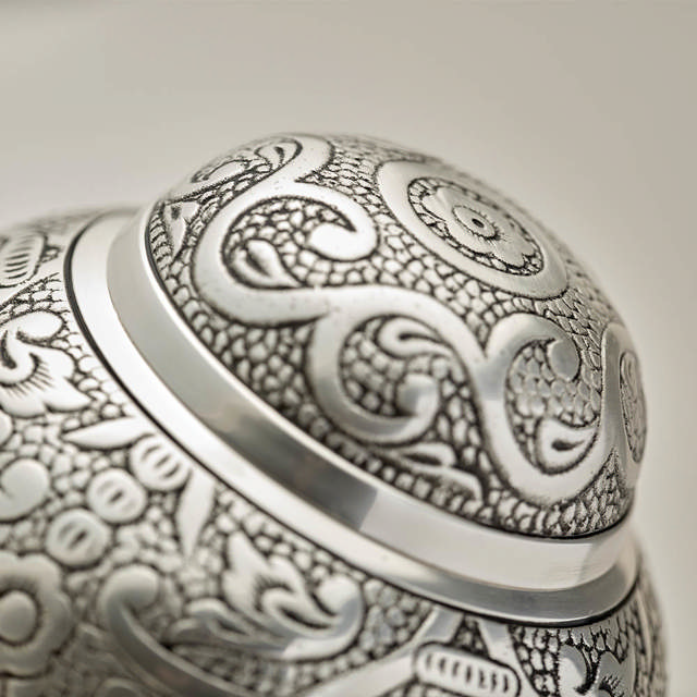 Silver Embossed, Extra Small Urn