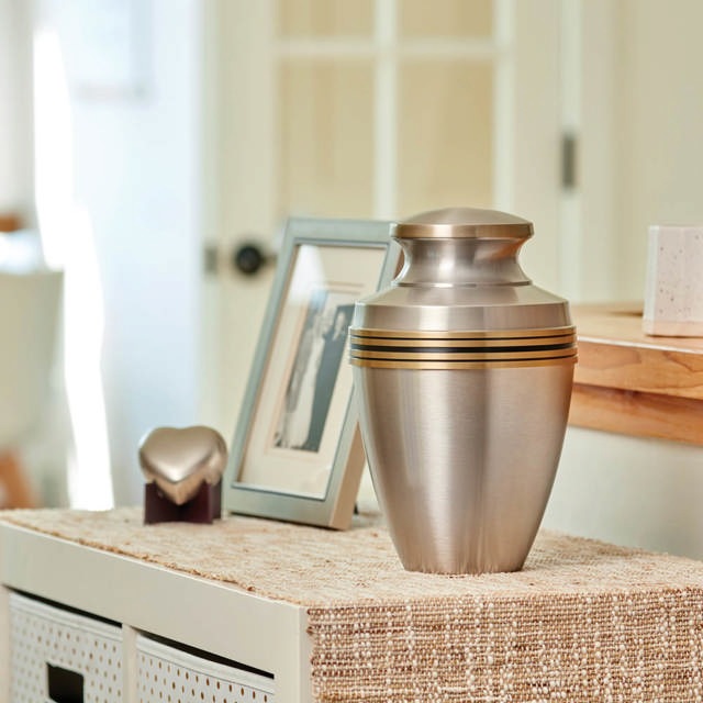 Grecian Pewter, Full Size Urn