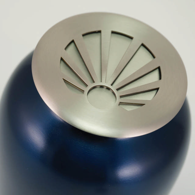 Cascade Scatter™ Classic, Midnight Blue, Sunray