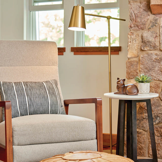 Cozy Cat Tabby, Petite Urn