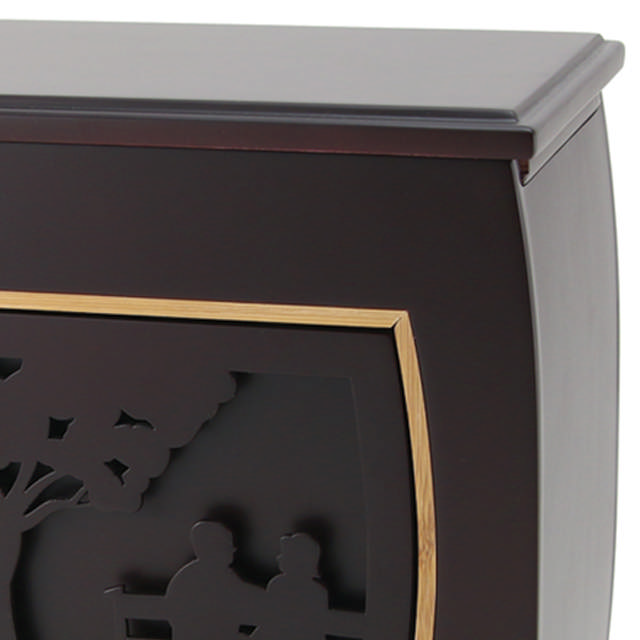 Modern Urn with Couple