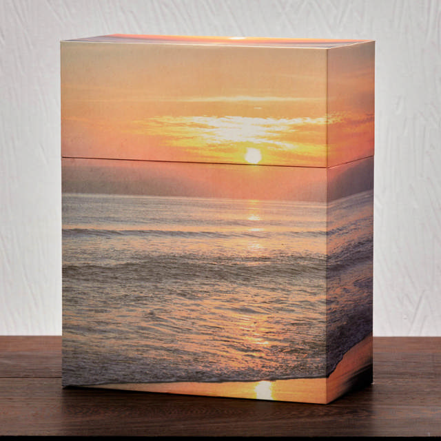 Explorer Scattering Urn Sunset, Full Size Urn
